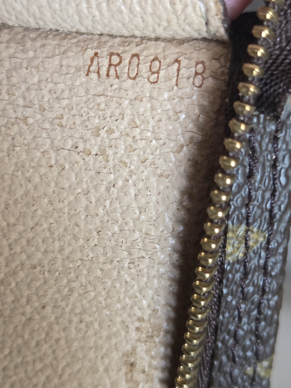 Louis Vuitton Monogram Vintage Pochette Clutch Cosmetic Pouch - Picture 2 of 14